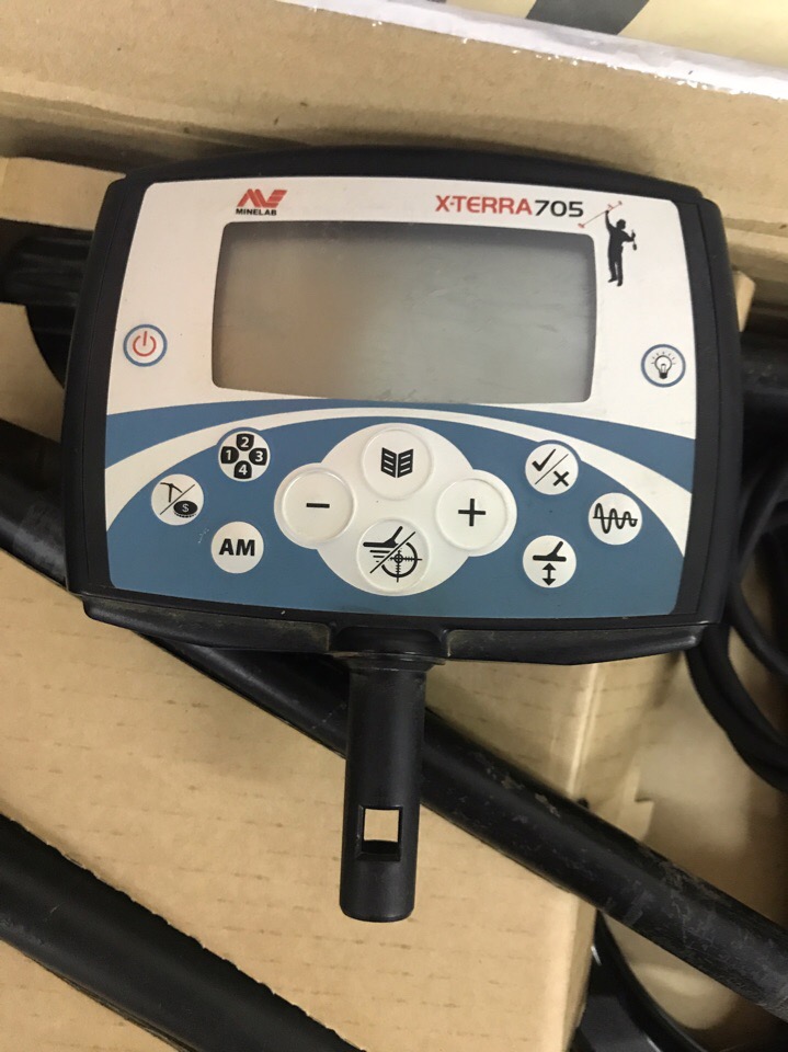 Мд х терра 705. Металлоискатель минелаб 705. Minelab x-Terra 705. Металлоискатель Minelab x-Terra 705. Minelab x Terra 705 катушка.